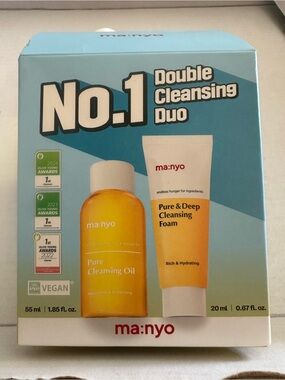 ma:nyo Pure Cleansing Oil & Pure & Deep Cleansing Foam Duo - travel sizes